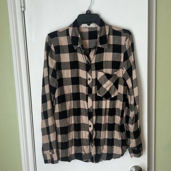 Becool Tops - Like new buffalo plaid button down shirt
